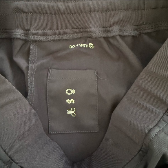 Figs Navy Blue Scrub Set - Picture 10 of 14